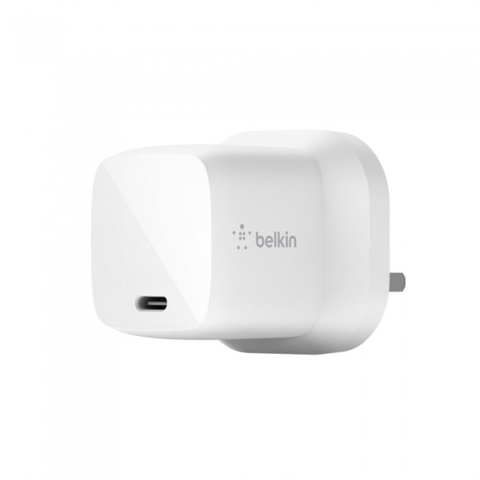 BELKIN 30 W 3.1 A Mobile Charger  (White)-M00000001549